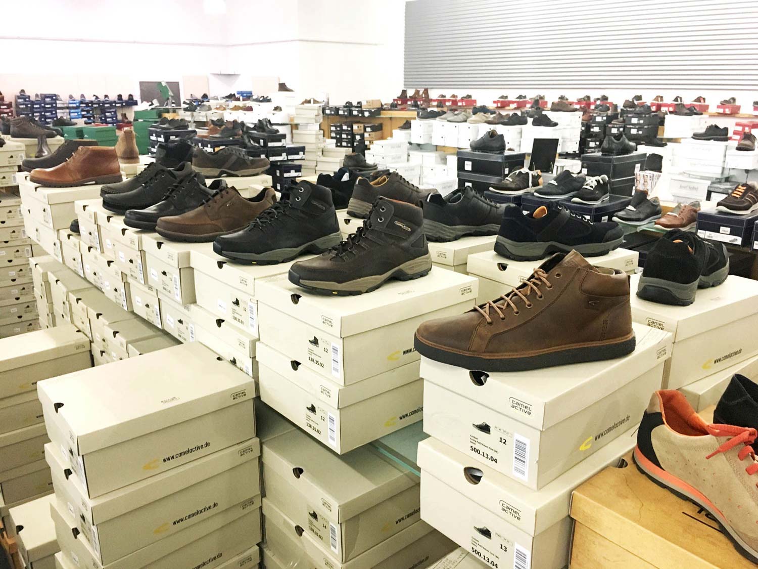 Herrenschuhe in Übergrößen von Camel Active bei schuhplus - Jetzt die Kollektion 2017-2018 für Herbst/Winter entdecken