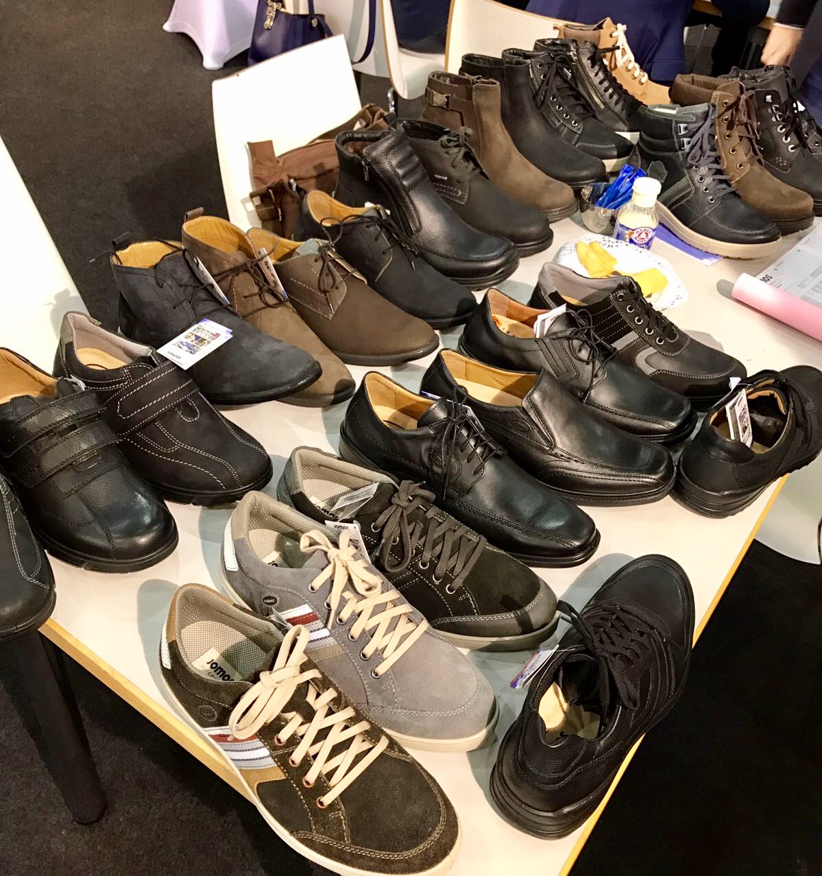Kay Zimmer, Chef von schuhplus - Schuhe in Übergrößen - beim Hersteller Jomos.