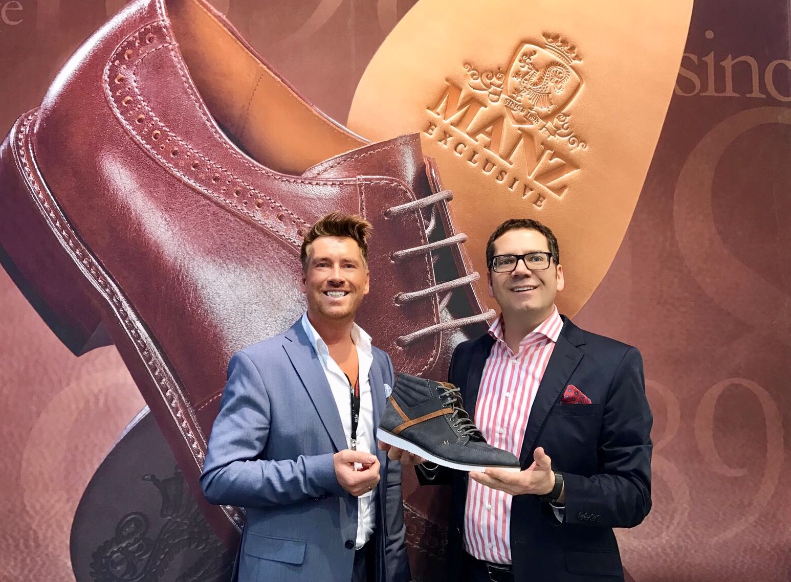 Kay Zimmer von schuhplus - Schuhe in Übergrößen - mit Eckhard Muck, Sales Manager bei Ganz Fortuna