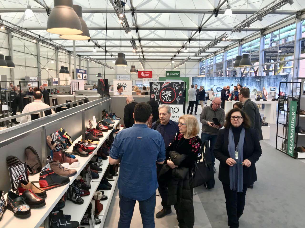Kay Zimmer, Chef von schuhplus - Schuhe in Übergrößen, auf der Schuhmesse Gallery SHOES in Düsseldorf 
