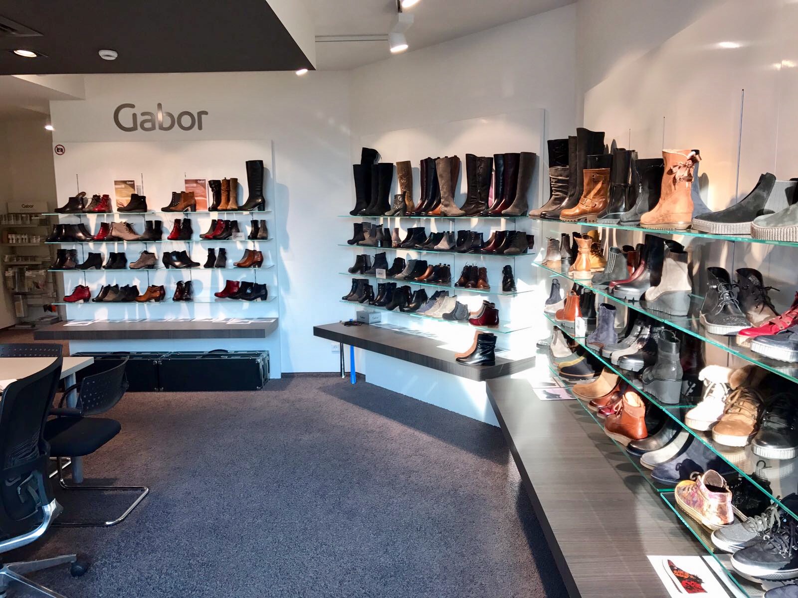 Kay Zimmer von schuhplus - Schuhe in Übergrößen - bei Gabor im Schuh Ordercenter SOC Hamburg