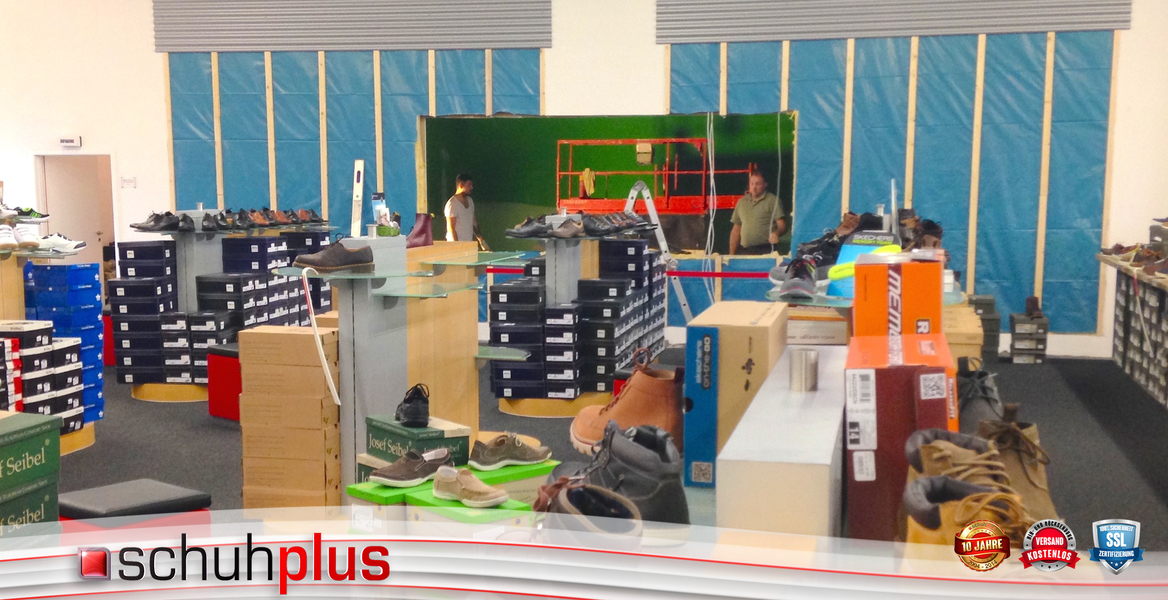 schuhplus TV - Backstage beim Bau des virtuellen 3D-Studios